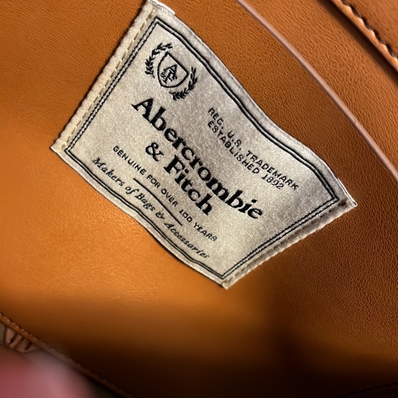 Abercrombie camel crossbody purse - Picture 9 of 9